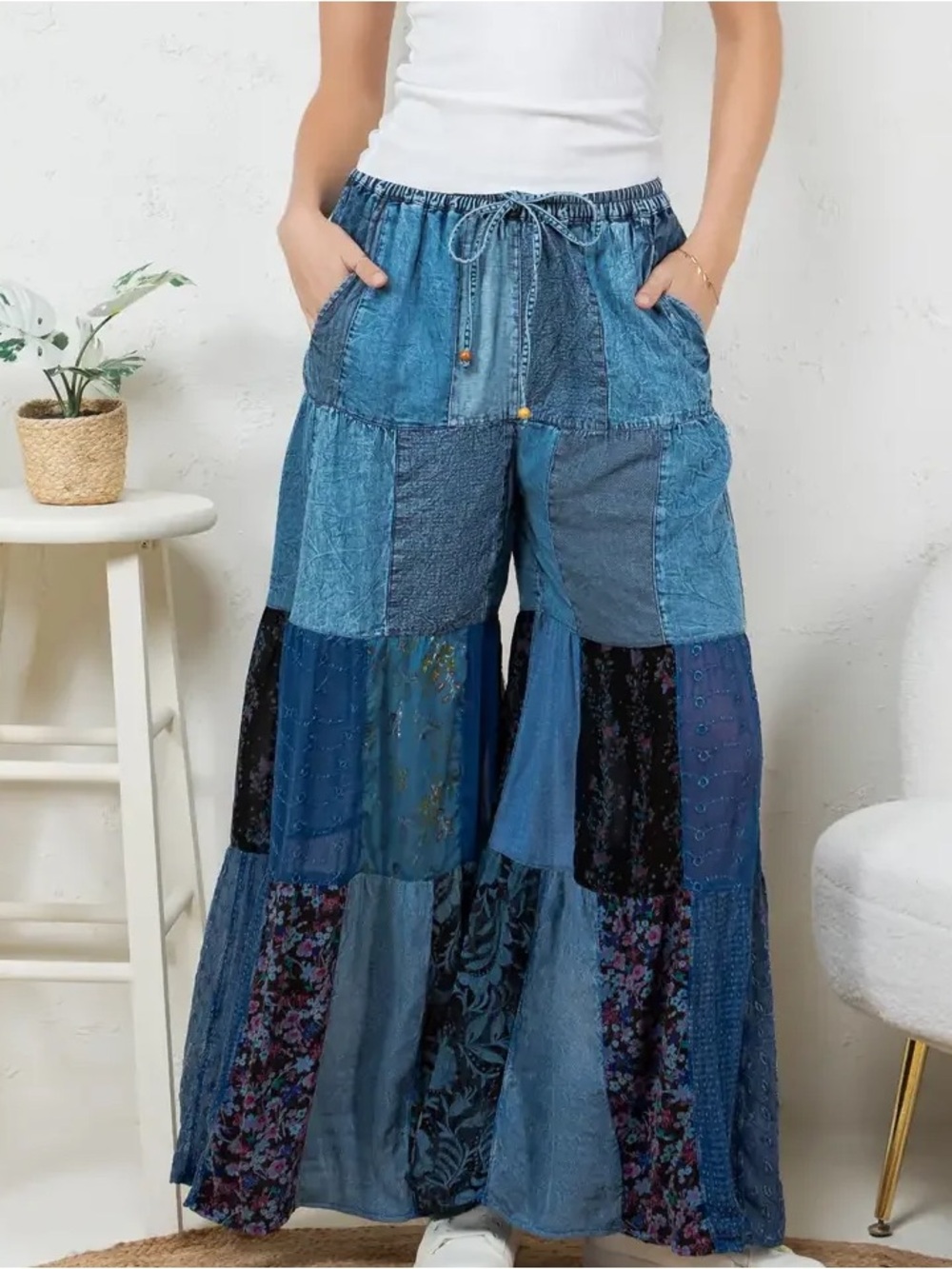 💙 Young Threads Patchwork Denim Boho Wide Leg Pants Size Medium
